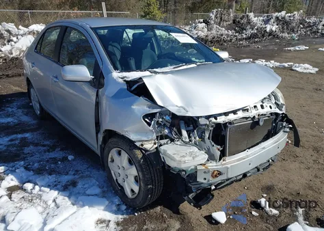 2008 Toyota Yaris z USA, uszkodzony, nr VIN JTDBT903481226028